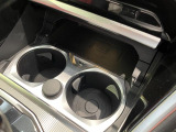安心のBMW認定中古車は100項目の箇所を徹底的にチェック致します。機械的な箇所や電気系、コンピューターなどをご納車前に点検し、交換基準に達した部品は全て新品に修理返品した後にご納車致します。