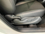 延長保証につきましてはお求めいただく車両によって保証料が異なりますので、当店スタッフまでお気軽にお問い合わせくださいませ。