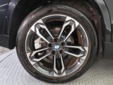 BMWならではの卓越した走りを支えるホイールと足回りです!