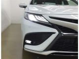 LEDヘッドライトです。デザイン性がよくとても明るいので、夜間の走行や悪天候でも安心です。しかも長寿命!