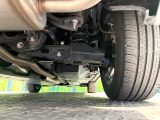 お車を安心してお乗りいただく為には、足回りの定期点検が欠かせません。サービスサポート(有償保証)では無料点検もご提供しており、安心のカーライフをお過ごしいただけるサポート体制が整っています。