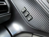 運転席のシートポジションを2パターン記憶出来ます