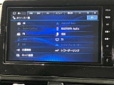 NM1・9インチ日産オリジナルナビゲーションならではの上質感とインパネとのフィット感が魅力。スマートフォン連携をワイヤレスで!人気のネット動画がナビの大画面で楽しめます。