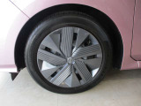 純正16インチフルホイールカバー。タイヤサイズは185/60R16です。【FR4921-5、FL1223-5、後1223-5】