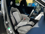 運転者を中心に作り上げられたインパネ、疲労軽減されるシート設計