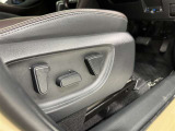 パワーシート搭載。微妙な調整が手軽にでき、ピッタリのポジションで運転することが可能です。