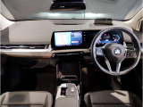 ☆センターパネルを運転席側に僅かに傾けたBMW独特のインパネ☆【駆け抜ける歓び】はここからもスタートしております☆