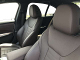 車両の詳細、ご質問につきましては、営業スタッフまでお気軽にご連絡下さいませ。遠方のお客様には実車の詳細動画送信も承ります。お問合せをお待ち致しております。