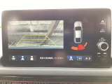 自社整備工場で点検整備をおこなってからお渡ししています。車検が残っている場合は『12ヶ月点検整備』を、車検整備付きの場合は『車検整備』をおこないます。整備費用は車両本体価格に含まれています。
