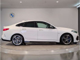 ★全国納車可能!★12年連続BMW販売台数全国TOPの信頼と実績!★お勧めの1台!早い者勝ちです!★詳細はBPS六甲アイランド店【フリーダイヤル:0078-6002-404284】迄お気軽に♪★