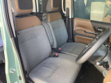 運転席からの視界もよくどなたがお乗りになられても運転しやすい車両になっていますよ