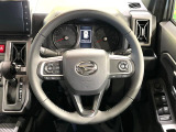 【純正革巻きステアリング】上質な革を使用することで、手にしっかり馴染みとても運転しやすいハンドルです♪