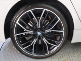 BMWならではの卓越した走りを支えるホイールと足回りです!