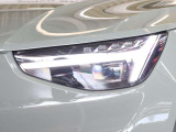 ヘッドライトはLED仕様です トールハンマーと呼ばれるT字型のヘッドライトです