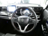 視界も広々で見晴らしの良い運転しやすいコックピットです。