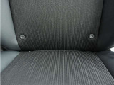 ◆ISOFIX◆シートベルトいらずでチャイルドシートと固定金具を連結するだけでガッチリ固定できます。