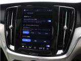 Rechargeモデルのプラグインハイブリッドシステムは、各ドライブモードに応じて電気モーターとガソリンエンジンを協調制御します。