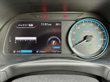 見やすいメーターパネル!車両の情報が一目でわかります。