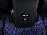 AC電源 AC100V・1500W 室内コンセント(センターコンソールボックス後方)
