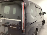 Honda認定中古車「U-Select」はHonda車である事と、思いもよらない高額修理のリスクに備えるため修復歴がない車両に限定、さらに第三者機関の車両状態証明書をすべての車両で取得しています。