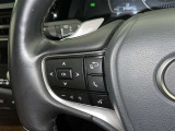 ステアリングスイッチ装備!運転しながら手元でオーディオの操作などができます。