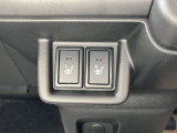 運転者に優しいスイッチ類の配置です。