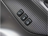 安全運転は適切なシートポジションから。無段階調整可能な電動シートが、どんな方にもピッタリのシートポジションを実現します。