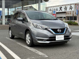 【車検・点検もおまかせください】 お買い上げ頂いたお車の整備も当社工場で行います。ディーラー基準の安心な整備でお客様の車検・点検もサポートします。