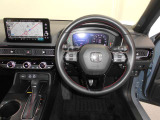 機能的にまとめられた運転席回り。運転しやすさにこだわりました。