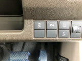 【パーキングセンサー】駐車時や狭い場所で障害物を検知し、音や表示でお知らせします。