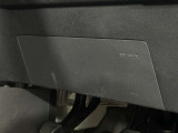運転席側にニーエアバック付き!