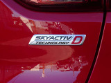 【SKYACTIVE-D】低圧縮比化とそれに伴う軽量化により、クリーン性能と燃費性能、そして軽やかな走行性能を両立させたマツダのクリーンディーゼルエンジン。