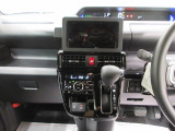 中古車は一物一価、同じようなお車でも、整備状況、外内装の状態など様々です。
