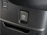 ◆アクセサリーソケット◆ドラレコの電源やスマートフォンの充電等に使用できる便利な電源ソケット!使いやすい場所に装備されています。