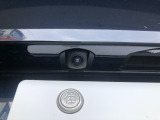 【バックカメラ】駐車時に安心のバックカメラが装備されています!