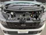 とっても綺麗なエンジンルームです♪お買い上げの際は日産整備士がメンテナンス整備を実施してお渡し致します☆