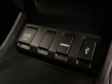 ソケット類も充実☆対応のケーブルがあれば車内でスマホなどの充電が可能です☆