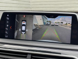 【アラウンドビューモニター】バックカメラに加え、360度のカメラで駐車も楽々。注射が苦手な方でも安心してお乗りいただけます。