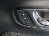 運転席パワーシートはメモリー機能があります。