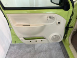 延長保証につきましてはお求めいただく車両によって保証料が異なりますので、当店スタッフまでお気軽にお問い合わせくださいませ。
