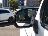 ミラーにも目立つ傷はございません