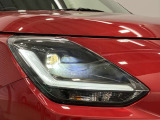 【LEDヘッドランプ】明るいライトが夜間の安全運転をサポートします。消費電力も少なく長寿命です。