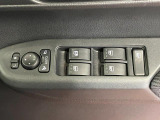 電動格納式ドアミラースイッチ、パワーウインドゥスイッチ