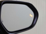 後方からの車の接近を教えてくれるブラインドスポットモニター♪※あくまでも補助的な装置なので目視確認もお忘れなく!