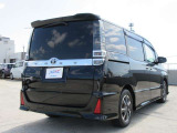 走りにこだわりながら収納力も持ち合わせたお車です。荷物を載せて軽快なドライブを楽しめますよ♪