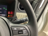 【オートライト(AUTO)】外の明るさをシステムが感知して、自動でヘッドライトが点灯します!ヘッドライトをつけ忘れを防ぐ便利機能です