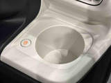 (前席/掘り込み式)ホットカップホルダー☆保温付で温活が車内でも実現♪600mlのペットボトルまで対応しておりスイッチ1つで温かい飲み物は保温を、冷たい飲み物は常温にしてくれます