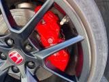 【ブレンボ製キャリパー】ハイパワー車両には強力なブレーキが必須!世界のスーパーカーにも採用されるイタリアの高級メーカー「ブレンボ」を装着!色鮮やかなキャリパーがスポーティな印象を引き立てます♪