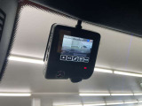 リバース連動型のバックカメラは、精度が良く、バックや縦列駐車もストレスなく止められます。カメラの性能も日々進化しており画質には私たちも驚かされます。ぜひ実車でのご確認をお願い致します!