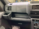 納車前にはプロのメカニックが、各部の点検を行います。ディーラーにしか出来ない品質、そしてサービスできっと満足していただけると思います!
